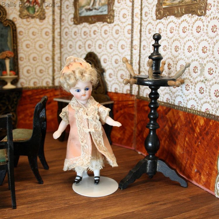 Antique dolls house furniture coat stand , Puppenstuben zubehor garderobenstander