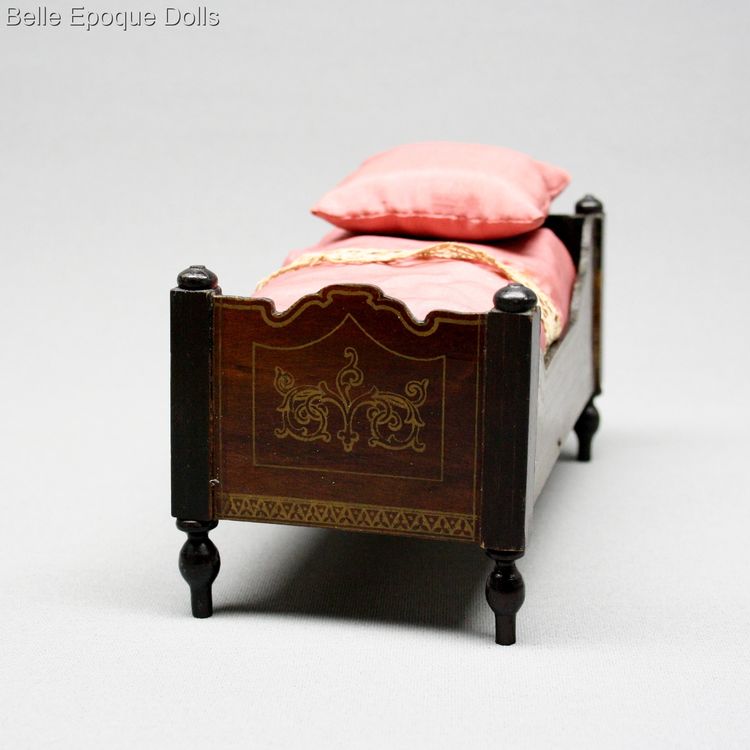 Antique dolls house furniture german bed , Puppenstuben zubehor