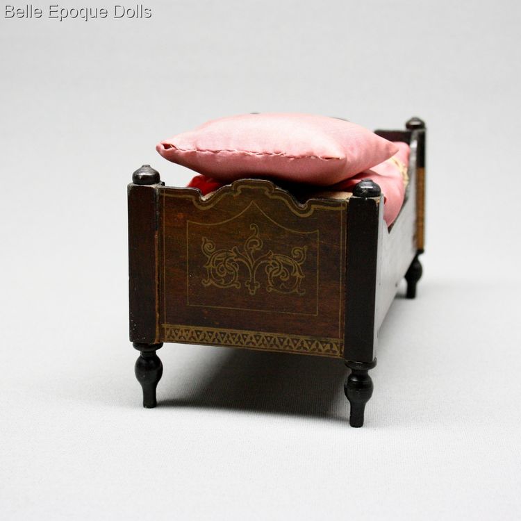 Puppenstuben zubehor , Antique Dollhouse miniature bed walterhausen , Puppenstuben zubehor