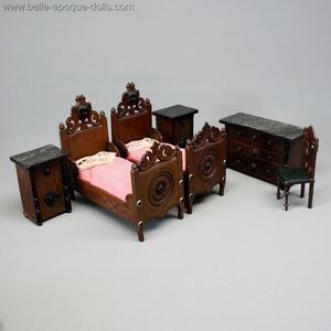 Antique dolls house furniture harrass , Antique Dollhouse miniature harrass furniture , Puppenstuben harrass schlafzimmer 