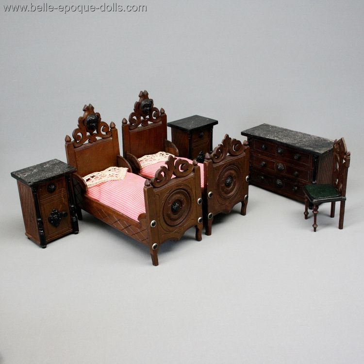 Antique dolls house furniture harrass , Puppenstuben harrass schlafzimmer