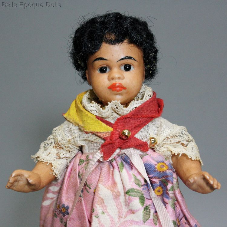 light brown complexioned all bisque doll , Antique Brown Bare Feet mignonette 