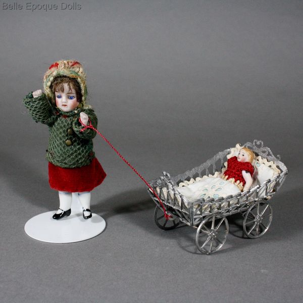 Puppenstuben zubehor , Antique Dollhouse miniature doll stroller pull toy , Puppenstuben zubehor