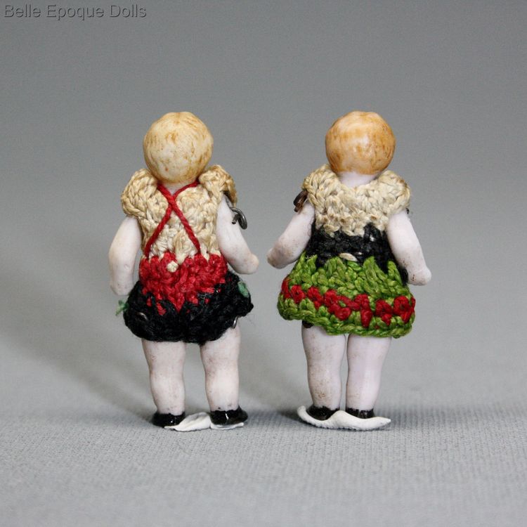 Antique Dollhouse all-bisque tiny dolls , Puppenstuben zubehor ganzbiskuitpuppchen