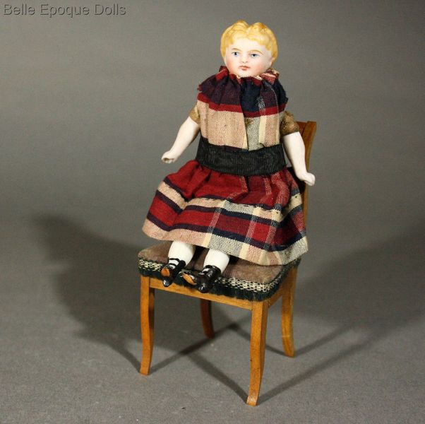 Antique Dollhouse miniature doll kestner , Puppenstuben ganzbiskuitpuppen