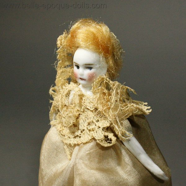 Antique dolls house doll princess , Puppenstuben puppen