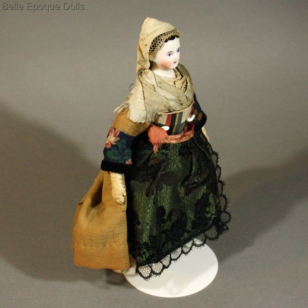porcelain dollhouse dolls