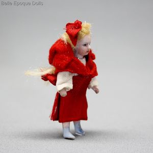 ganzbiskuit mignonnette , Antique  Lilliputian Doll , all bisque miniature antique doll 
