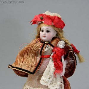 Antique Dollhouse governess nursemaid , Antique all bisque doll mignonette  , Puppenstuben ganzbiskuit puppen  