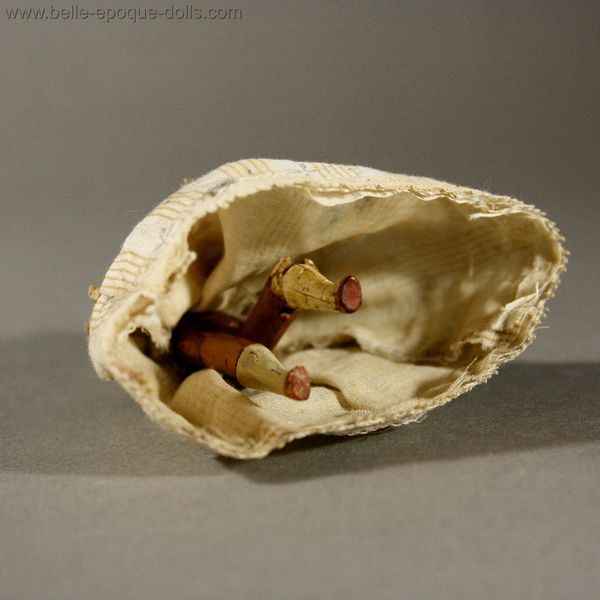 Puppenstuben  fruhe grodnertal puppen , Antique Dollhouse miniature grodnertal doll , Puppenstuben  fruhe grodnertal puppen