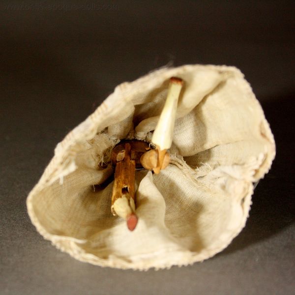 Antique Dollhouse miniature grodnertal doll , Puppenstuben  fruhe grodnertal puppen