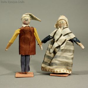 Antique Lovely Pair of Wooden Theater dolls