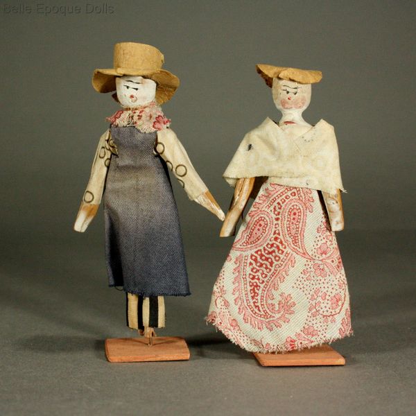 Antique dolls house wooden dolls , Puppenstuben theater puppen