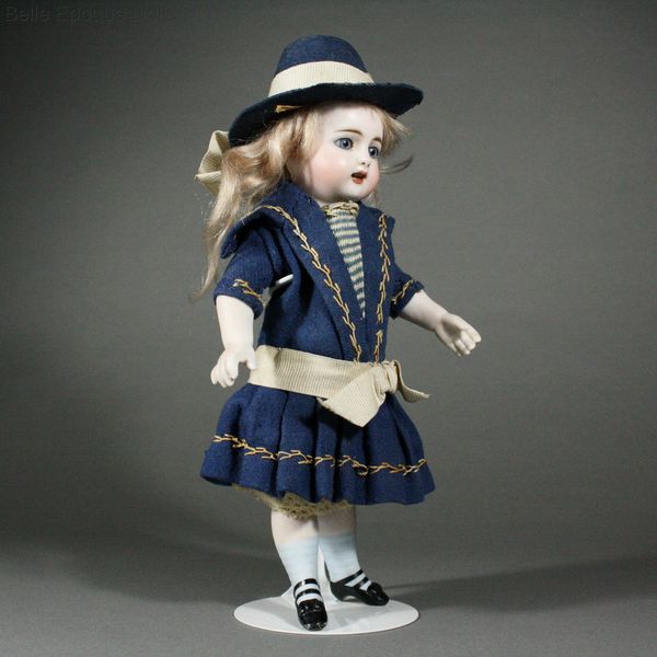 Antique all bisque doll mignonette , Antique mignonnette simon Halbig , Antique all bisque doll mignonette