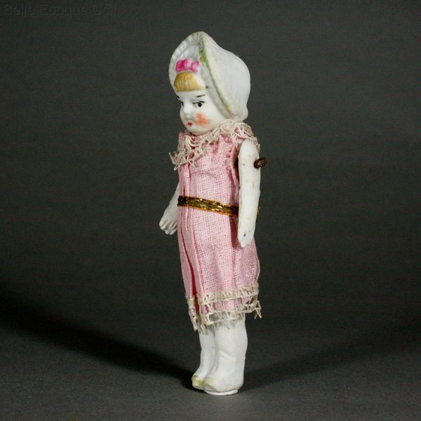 Antique all bisque bonnet doll , Puppenstuben puppen