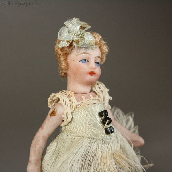 Antique Dollhouse miniature tiny doll  , Puppenstuben puppen