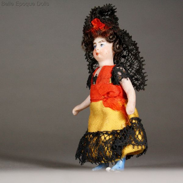 Puppenstuben zubehor , Antique Dollhouse miniature doll , Puppenstuben zubehor