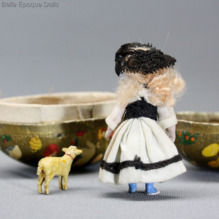Antique Dollhouse miniature lilliputian doll , Antique french all bisque tiny mignonette