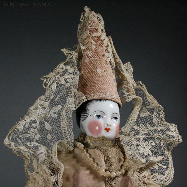 Glazed China Shoulder Head Fortune Teller Doll.