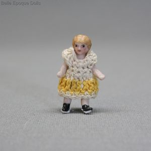 Antique Dollhouse miniature all bisque doll , Antique dolls house tiny dolls carl horn , Puppenstuben puppen carl horn 