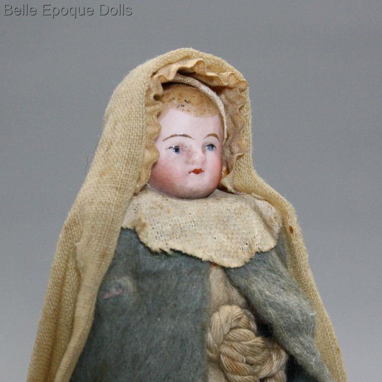 minature dolls