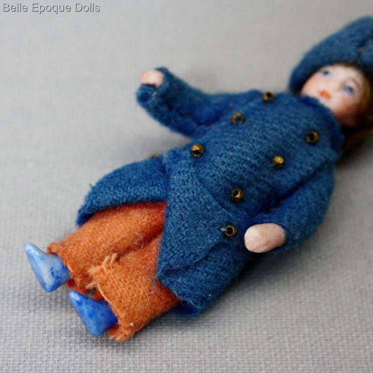 Puppenstuben zubehor , Antique Dollhouse miniature lilliputian doll , franzoesische puppenstubenpuppe
