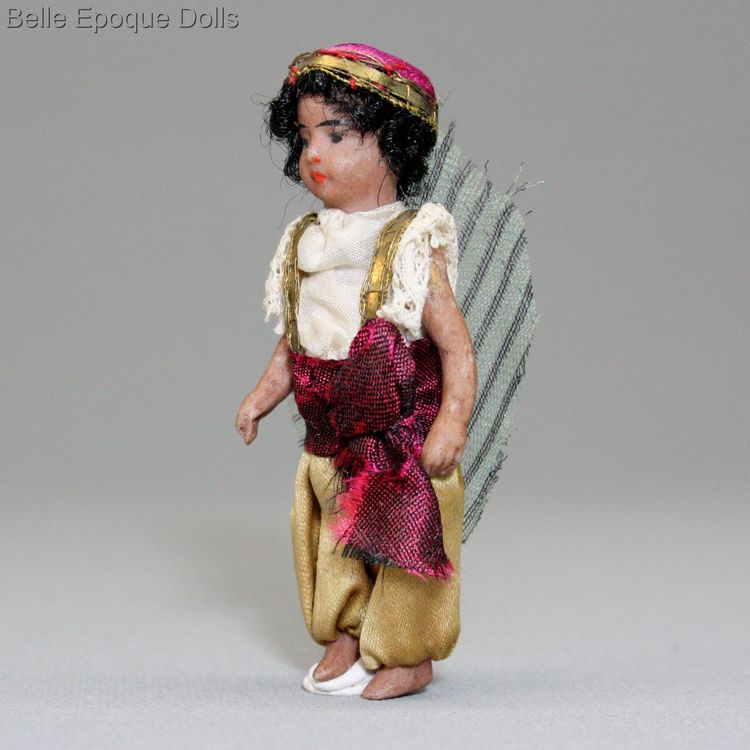 franzoesische puppenstubenpuppe  , Antique dolls house all bisque doll  , Antique dolls house mulatto bare feet mignonette