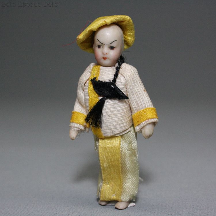 franzoesische puppenstubenpuppe , Antique all bisque French mignonette , Antique french chinese all bisque miniature doll