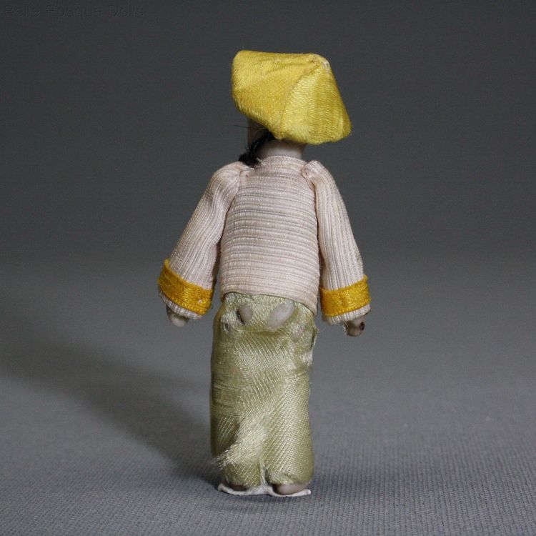 franzoesische puppenstubenpuppe , Antique dolls house doll asian   , Antique all bisque French mignonette