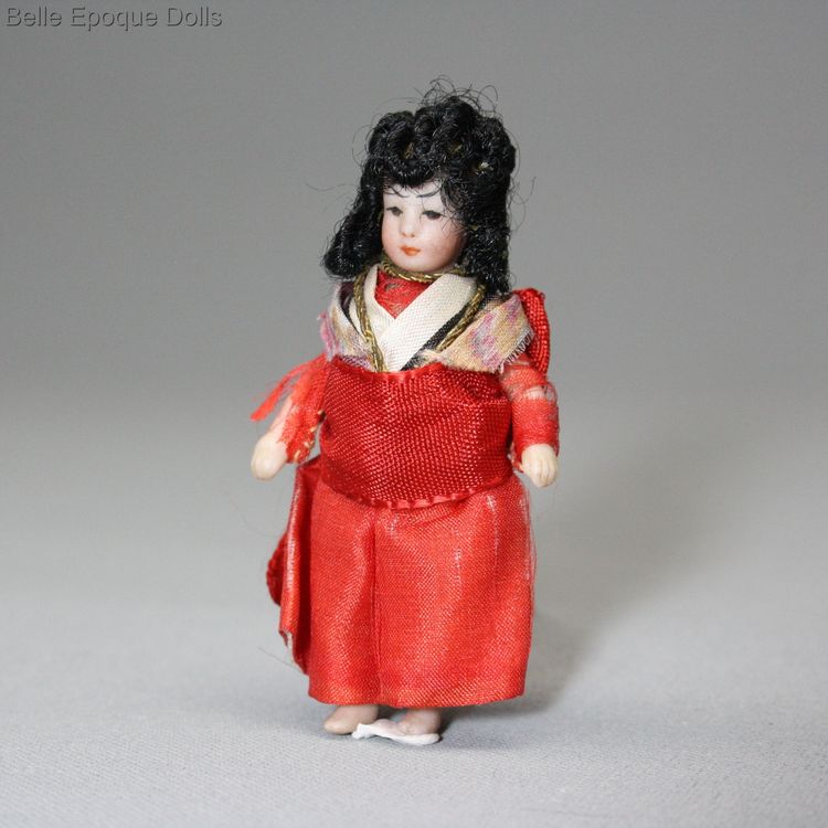 antique miniature japanese all bisque doll , Antique Dollhouse asian doll , Puppenstuben puppen