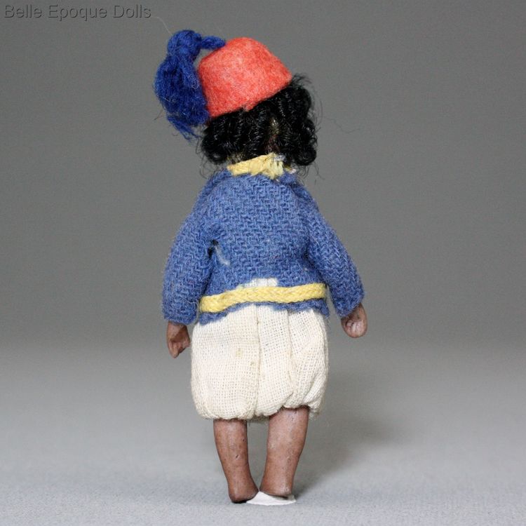 Antique  Lilliputian ethnic soldier  Doll , franzoesische puppenstubenpuppe , all bisque miniature antique doll