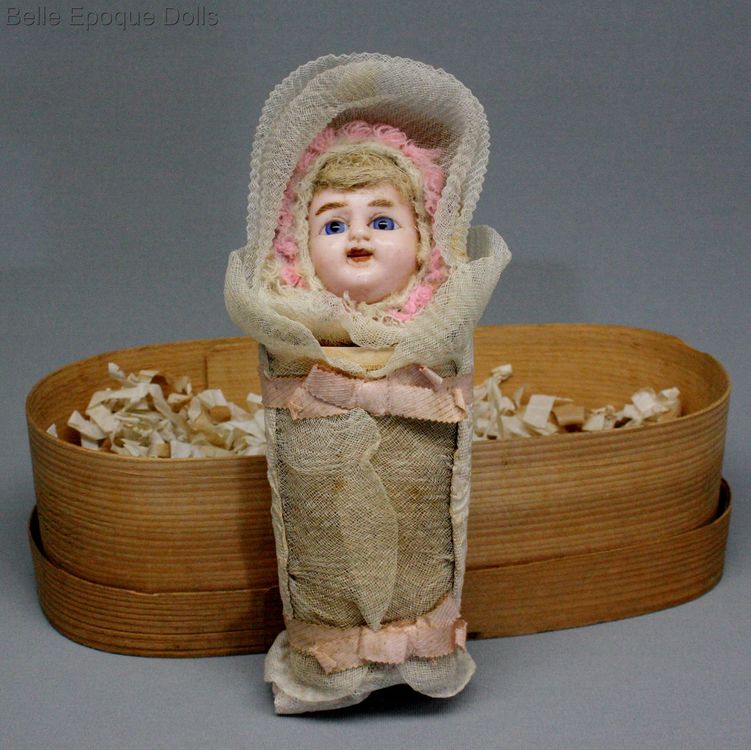 Antique wax swaddling doll miniature , Puppen antike wachsfigur