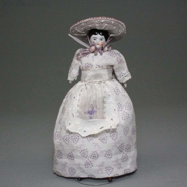 Antique German Dollhouse porcelain doll , Puppenstuben porzellan puppen