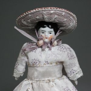 Puppenstuben porzellan puppen , Antique German Dollhouse porcelain doll ,  