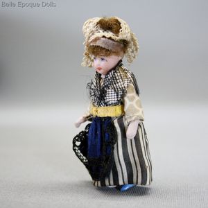 Antique Miniature Dolls / All- Bisque French Lilliputian Doll - A Girl