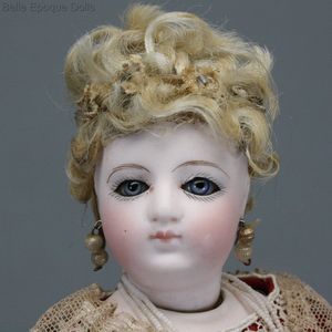 ANCIEN POUPÉE PORCELAINE biscuit miniature mignonnette 19ème à