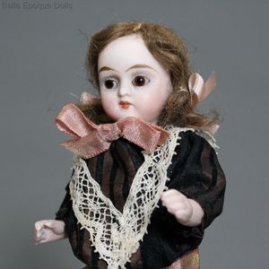 german all bisque mignonette , Antique Dollhouse all bisque doll , Puppenstuben ganzbiskuit porzellan 
